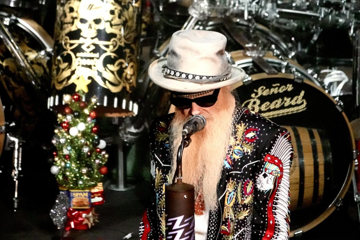 ZZ Top returned to Nashville to bring back their rock ‘n’ roll sound and keep five decades of music alive.