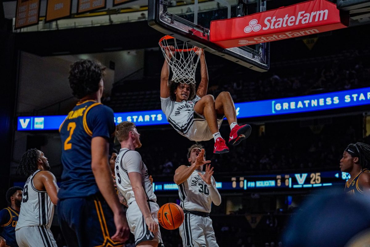 Tyler Tanner dunks, as captured on Nov. 13, 2024. (Hustler Multimedia/Savannah Walske)
