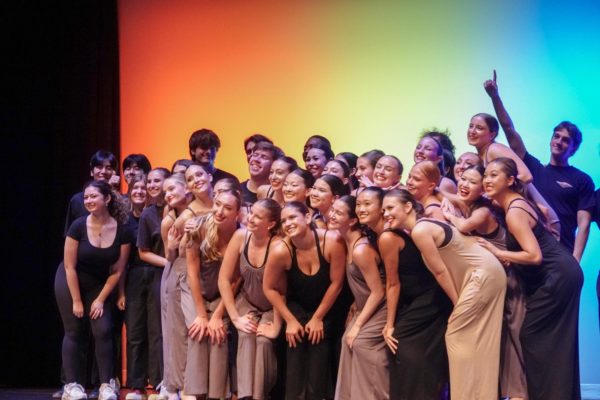 Navigation to Story: IN PHOTOS: Vitality lights up the stage with their ‘Incandescence’ showcase