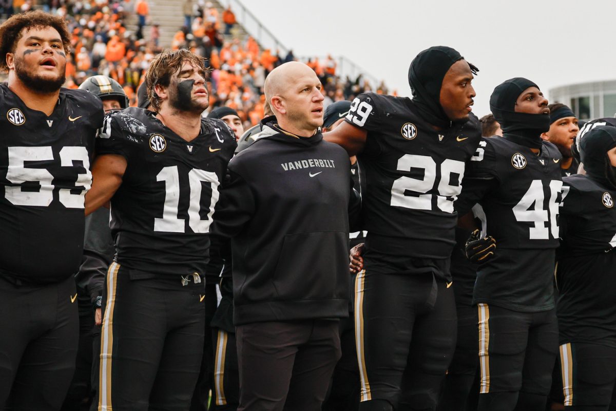 Clark Lea and players line up after their game against Tennessee on Nov. 30, 2024. (Hustler Multimedia/Barrie Barto)