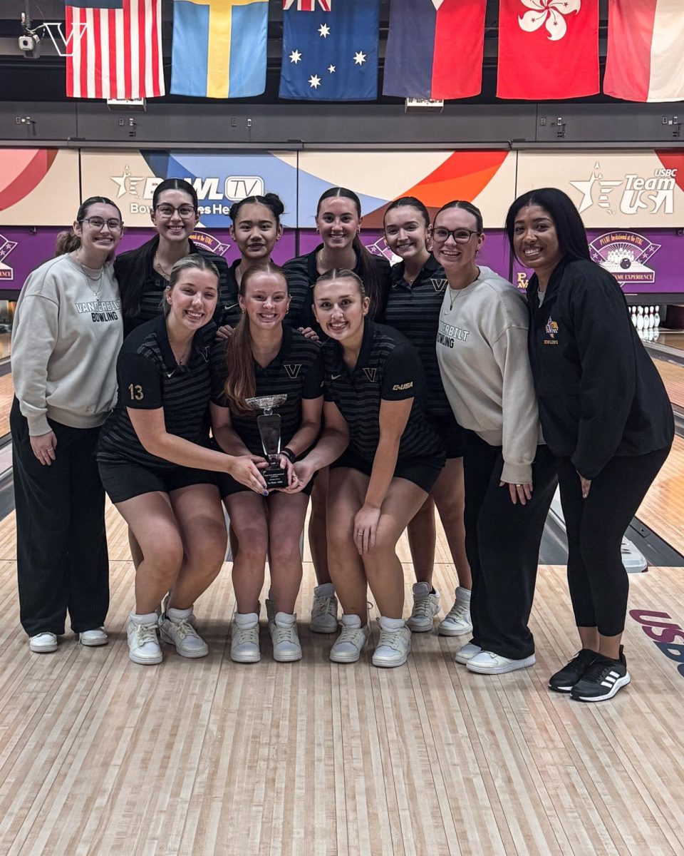 Vanderbilt Bowling poses with first-place trophy at the 2025 Prairie View A&M Invitational. (Vanderbilt Athletics)