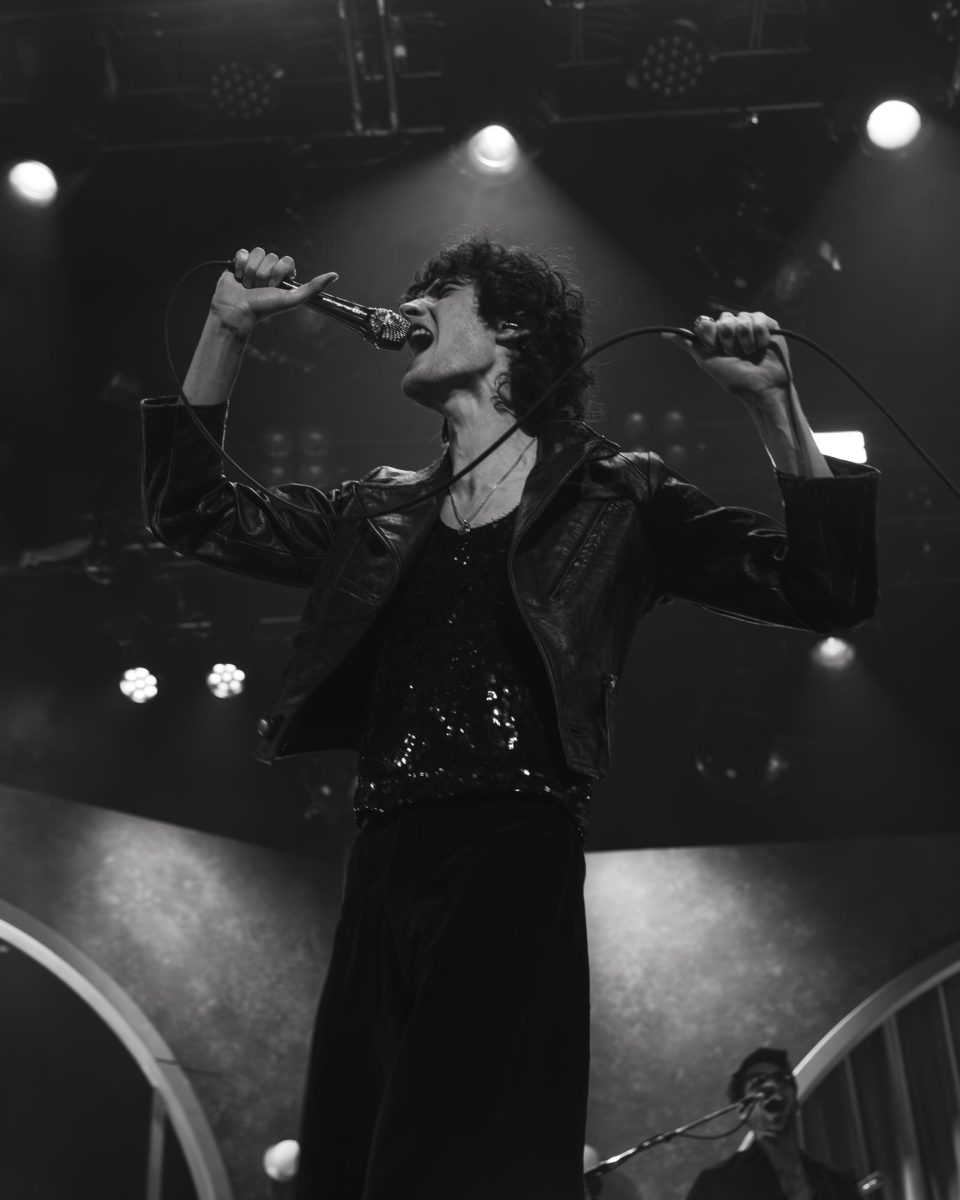 Through the perspective of a late-night talk show, the singer uses Gen Z humor and relatable lyrics to connect with a sea of young fans. 