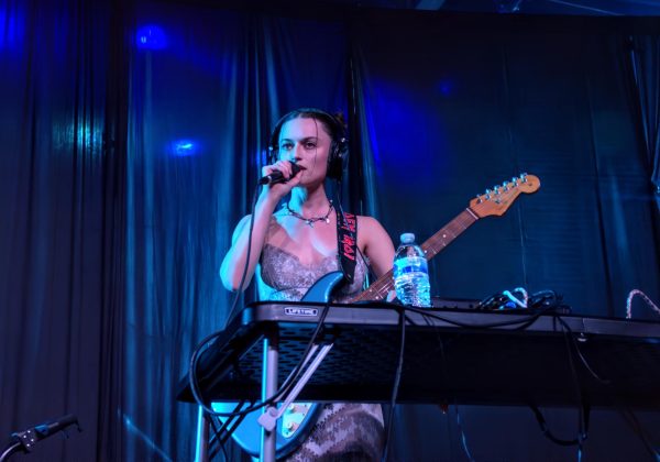 Oxis opens for Magdalena Bay with a mixer and bass guitar, as photographed on Oct. 8, 2025. (Hustler Multimedia/Alysia Shang) 