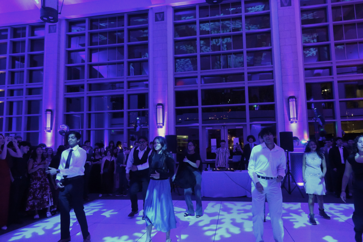 The 2026 Commons Ball mimicked a winter wonderland. This celebration was organized in conjunction with the 10 Commons house presidents and drew students together for a night of community. 