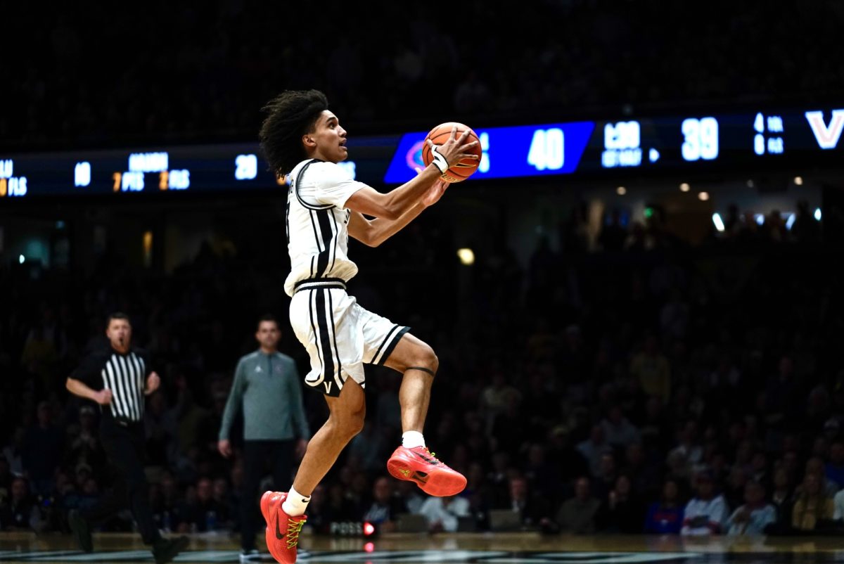 Tyler Tanner goes up for a layup, as photographed Jan. 17, 2026. (Hustler Multimedia/Chloe Pryor)