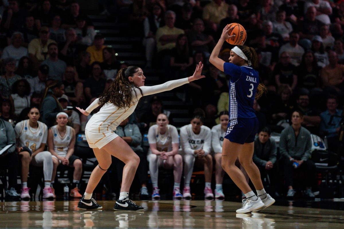 Justine Pissott defends on the perimeter, as photographed March 21, 2026. (Hustler Multimedia/Savannah Walske) 
