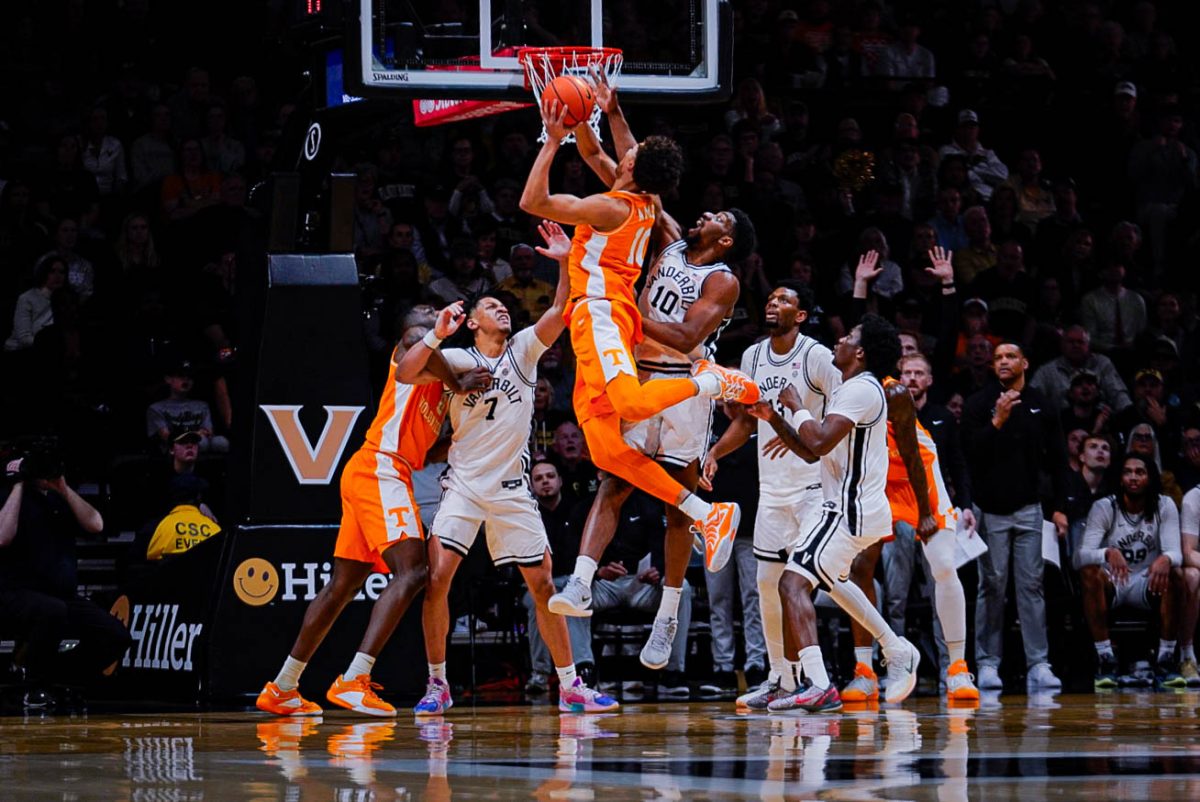 AK Okereke contests a shot, as photographed on Feb. 21, 2026. (Hustler Multimedia/Michael Tung)