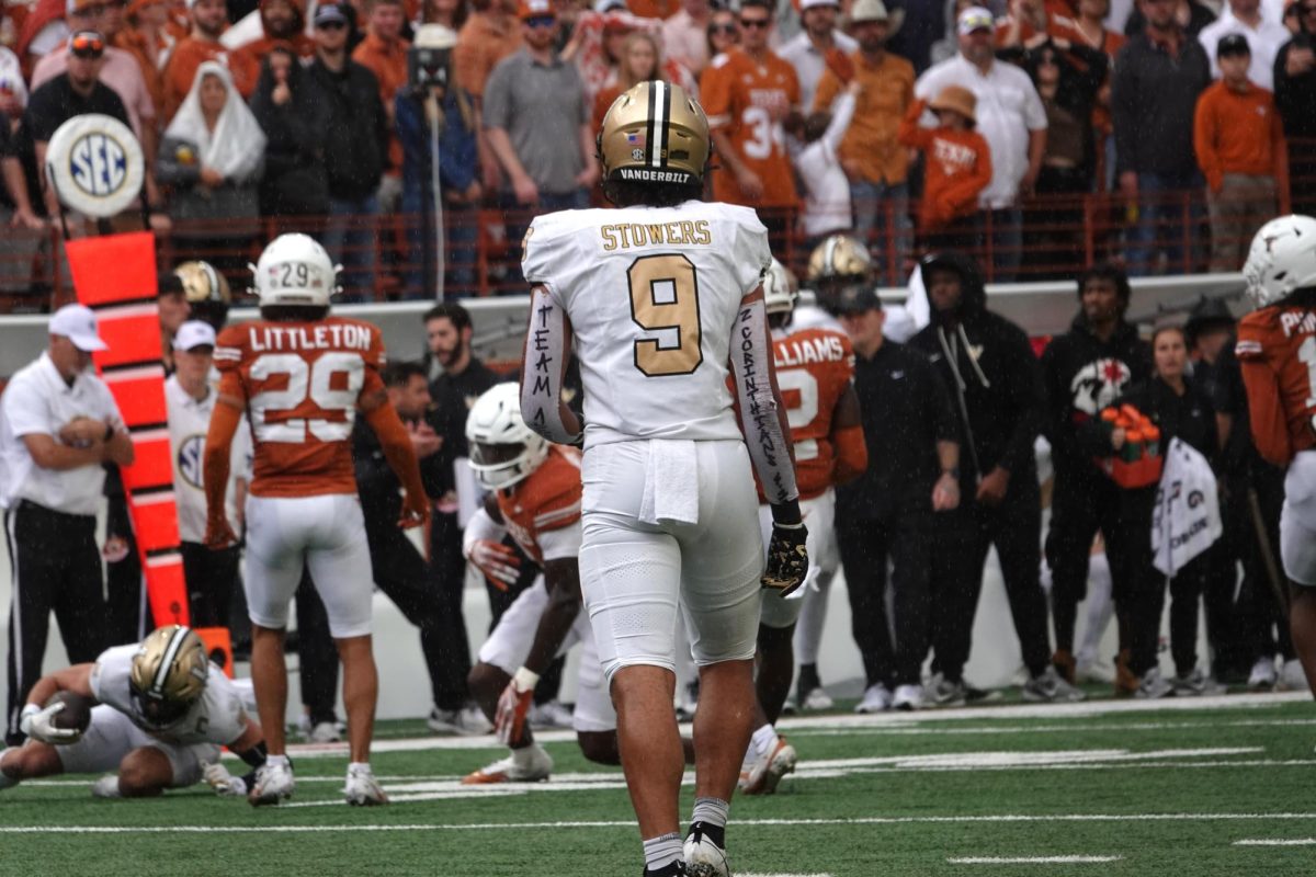 Eli Stowers walks after a play against Texas, as photographed Nov. 1, 2025. (Hustler Multimedia/Corey Lochan) 
