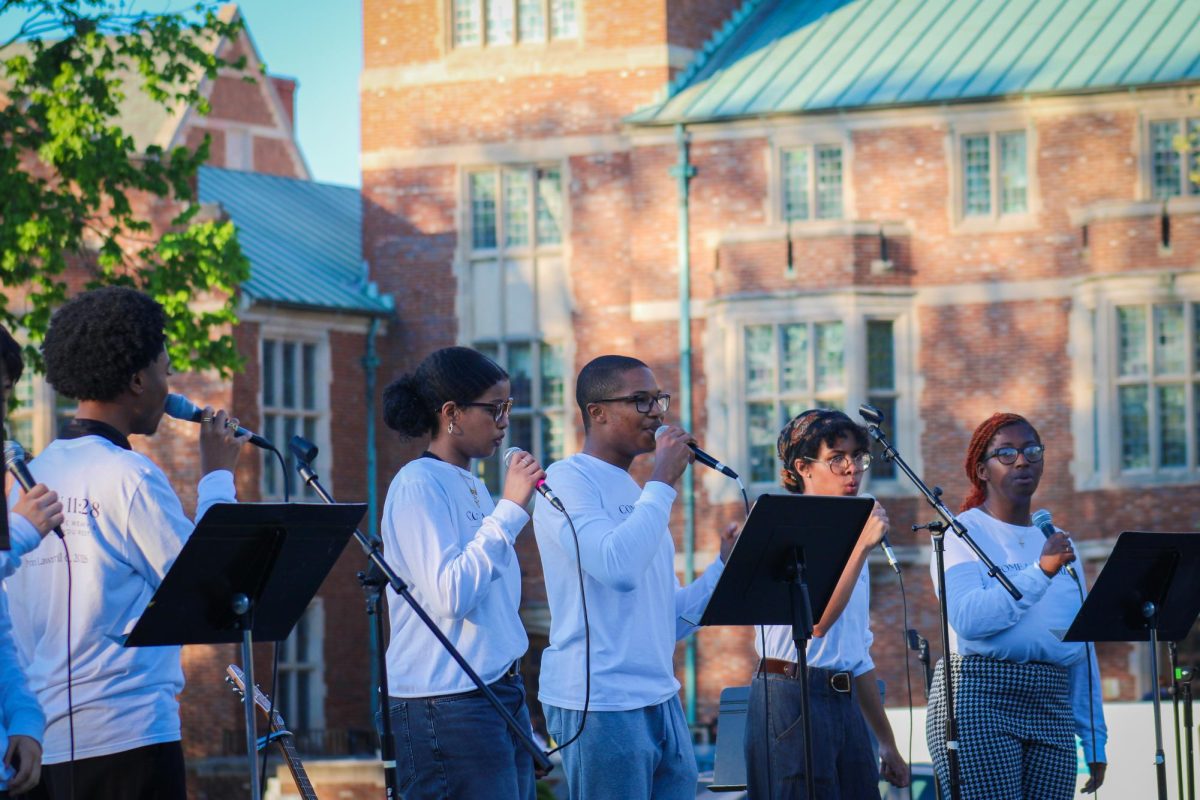 Hundreds of students packed onto Alumni Lawn for “Come As You Are,” a Christian campus event of worship featuring student guest speakers.